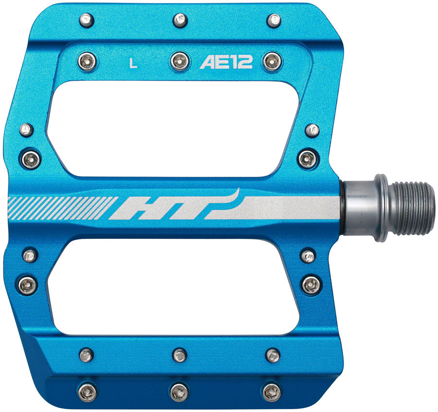 Blue hot sale flat pedals