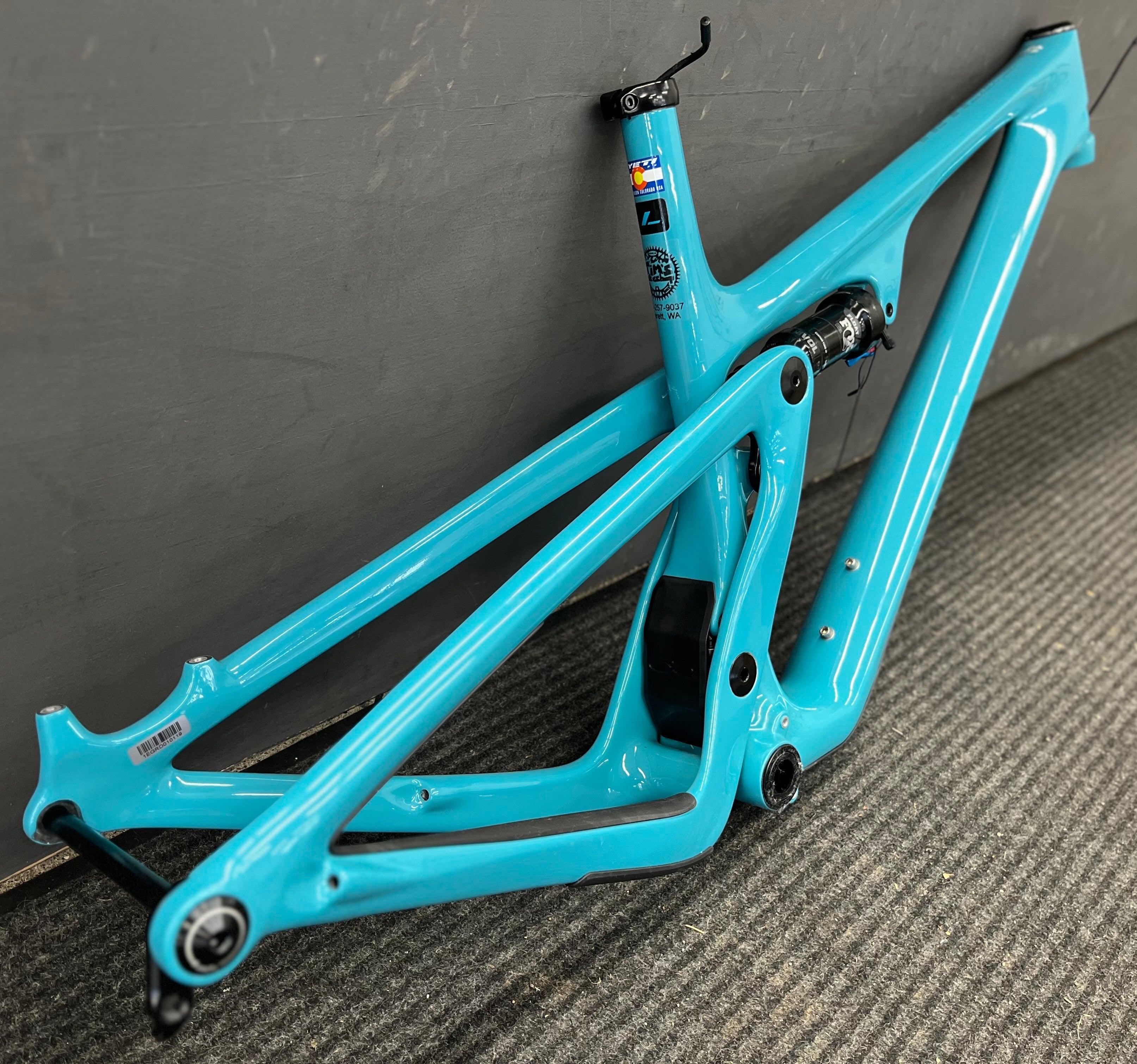 Yeti SB115 Frame C Series, Large, Turquoise